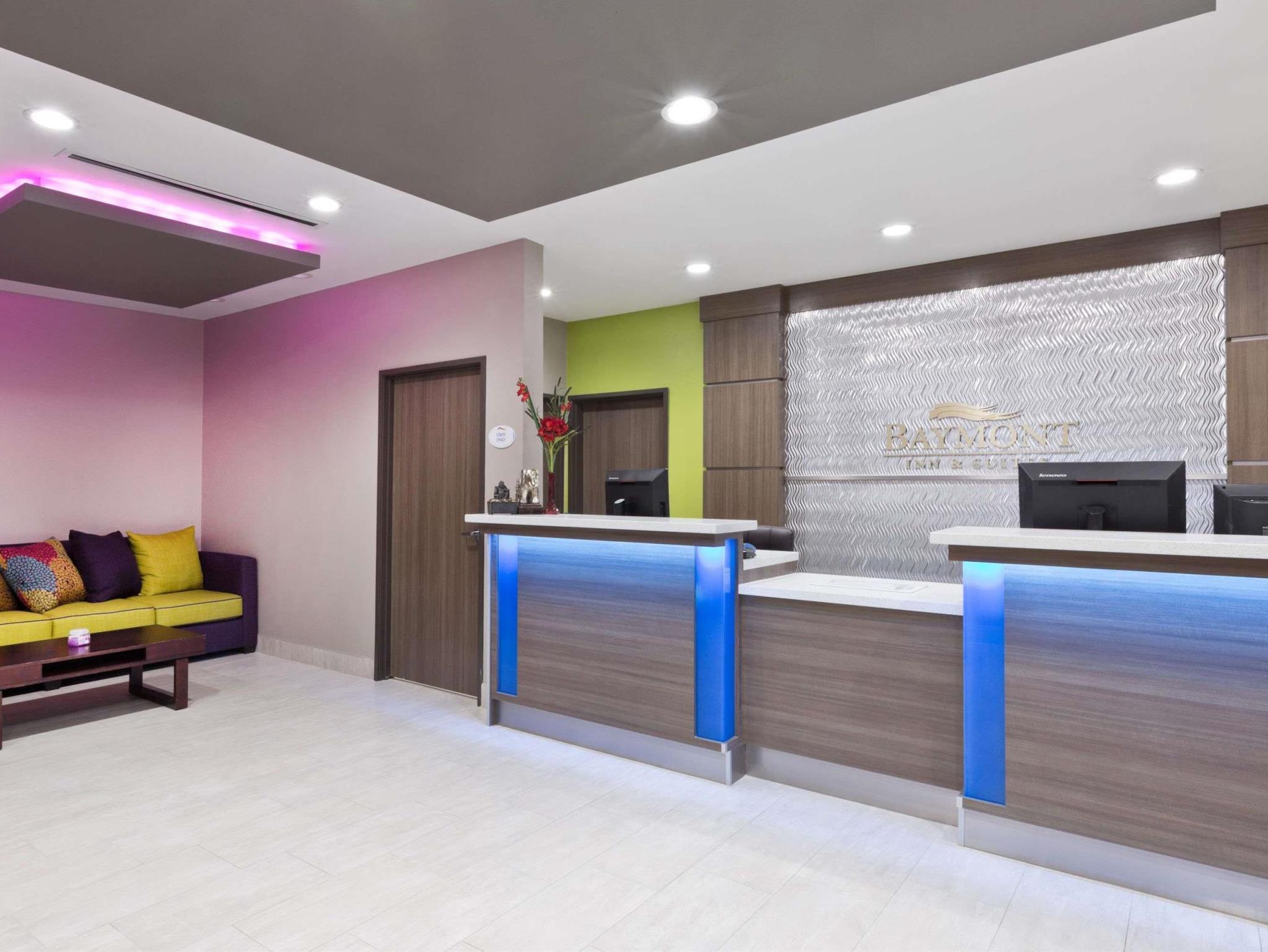 Baymont By Wyndham College Station Bryan