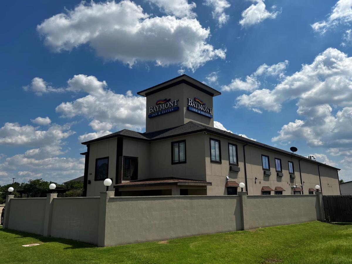 Hotel Baymont By Wyndham College Station Bryan