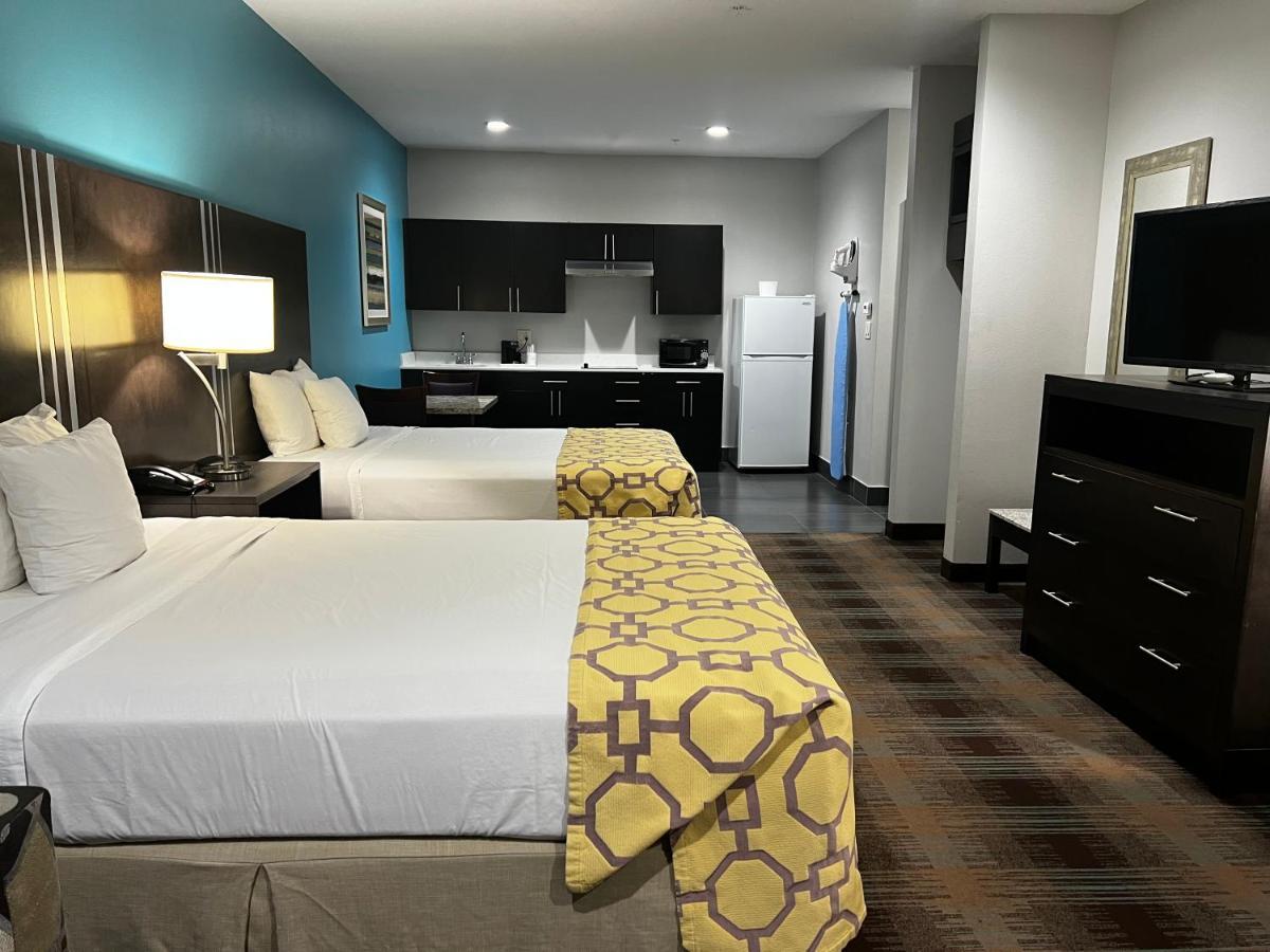 Hotel Baymont By Wyndham College Station 3*